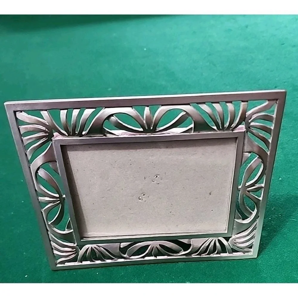 Burnes Of Boston Elegant Metal Silver-Tone Photo Frame Holds 3.5